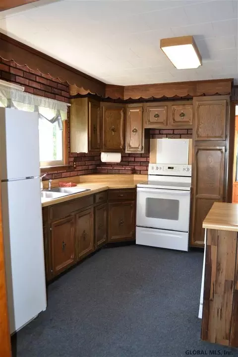765 Main St, Corinth, NY 12822 photo 17