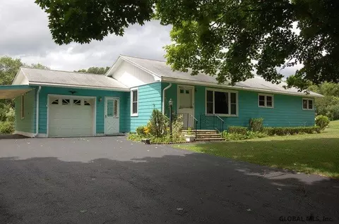 73 Turnpike Rd, Eagle Bridge, NY 12057 photo 1