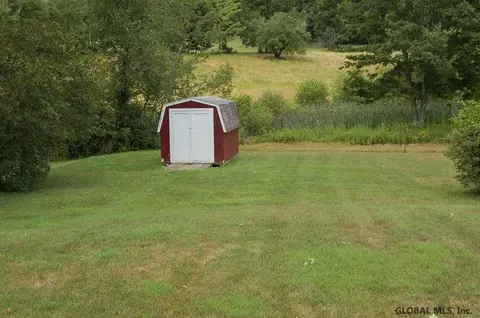 73 Turnpike Rd, Eagle Bridge, NY 12057 photo 5