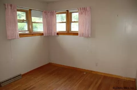 73 Turnpike Rd, Eagle Bridge, NY 12057 photo 14