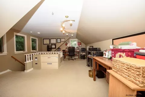 10 Lyons Ave, Delmar, NY 12054 photo 34