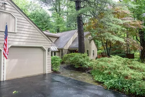 10 Lyons Ave, Delmar, NY 12054 photo 4