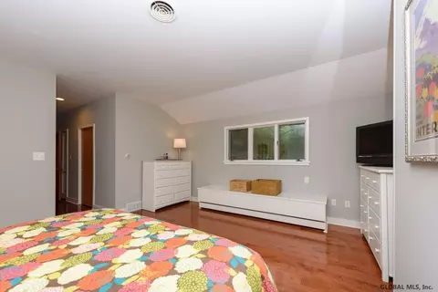 10 Lyons Ave, Delmar, NY 12054 photo 30