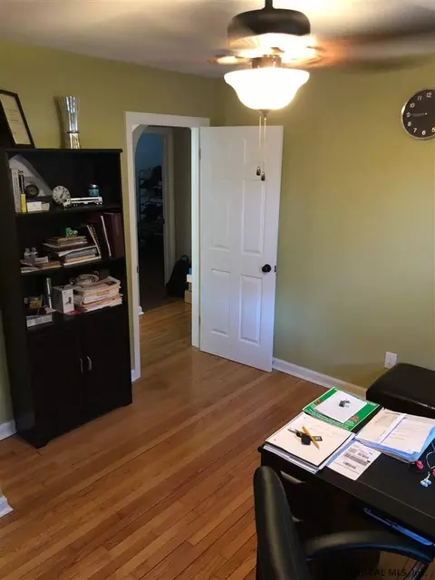 741 Decamp Ave, Schenectady, NY 12309 photo 23