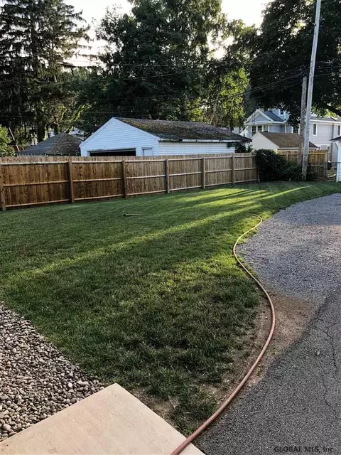 741 Decamp Ave, Schenectady, NY 12309 photo 30