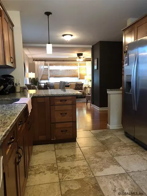 741 Decamp Ave, Schenectady, NY 12309 photo 8