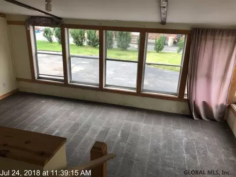 44 Steers Ave, Schenectady, NY 12304 photo 15