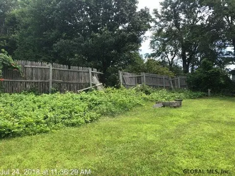 44 Steers Ave, Schenectady, NY 12304 photo 7