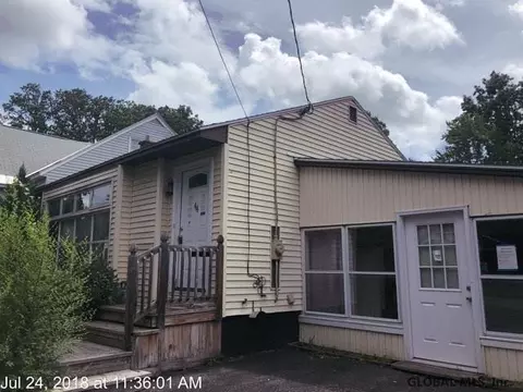 44 Steers Ave, Schenectady, NY 12304 photo 3