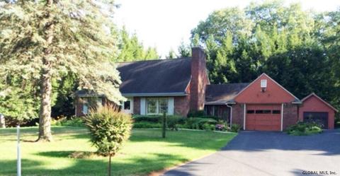 27 Bluff Rd, Schenectady, NY 12306 photo 1