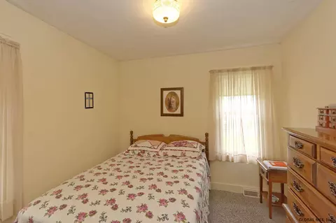 1345 Keyes Ave, Schenectady, NY 12309 photo 21