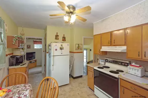 1345 Keyes Ave, Schenectady, NY 12309 photo 14