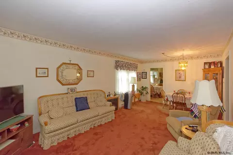 1345 Keyes Ave, Schenectady, NY 12309 photo 7