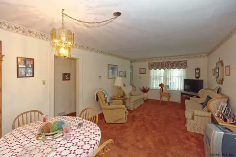 1345 Keyes Ave, Schenectady, NY 12309 photo 13