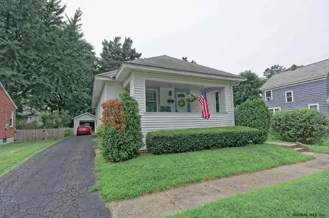 1345 Keyes Ave, Schenectady, NY 12309 photo 4