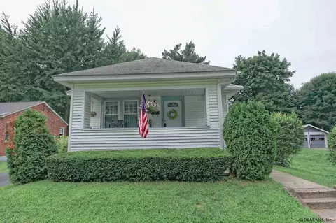 1345 Keyes Ave, Schenectady, NY 12309 photo 3