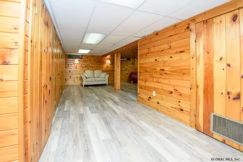 37 Devon Rd, Delmar, NY 12054 photo 18