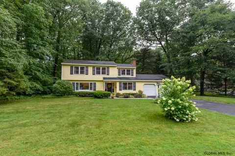 37 Devon Rd, Delmar, NY 12054 photo 1