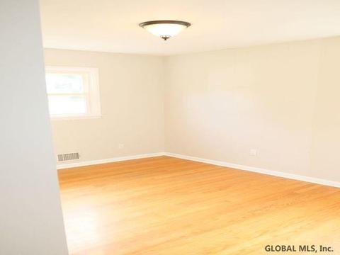 3304 Kent Ave, Schenectady, NY 12304 photo 10