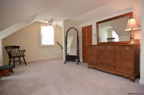 301 Patrick Ct, Schenectady, NY 12304 photo 37