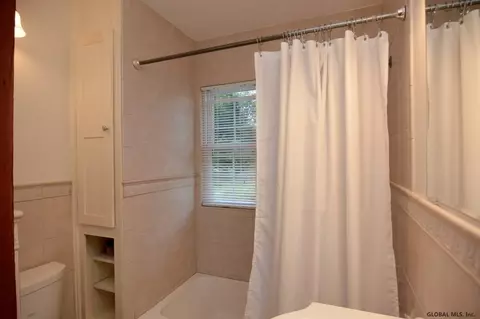 301 Patrick Ct, Schenectady, NY 12304 photo 26