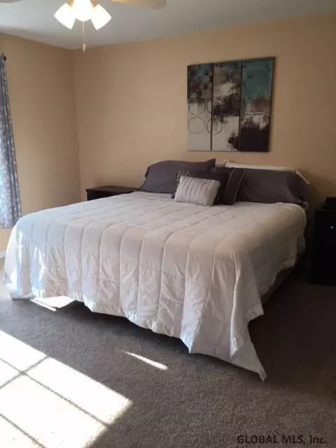 23 Pointe West Dr # a, Clifton Park, NY 12065 photo 6