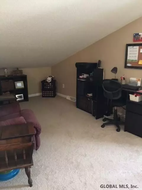 23 Pointe West Dr # a, Clifton Park, NY 12065 photo 7