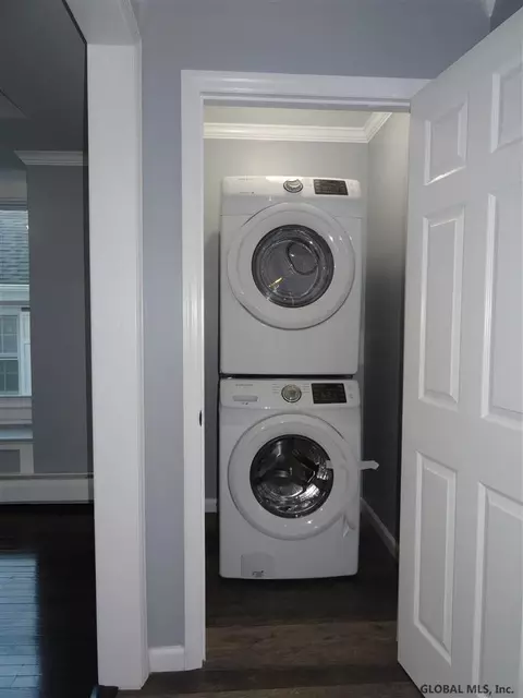 719 Decamp Ave, Schenectady, NY 12309 photo 32