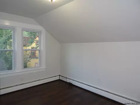 719 Decamp Ave, Schenectady, NY 12309 photo 38