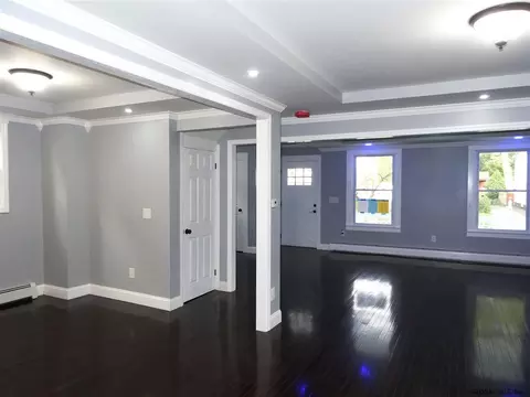 719 Decamp Ave, Schenectady, NY 12309 photo 17