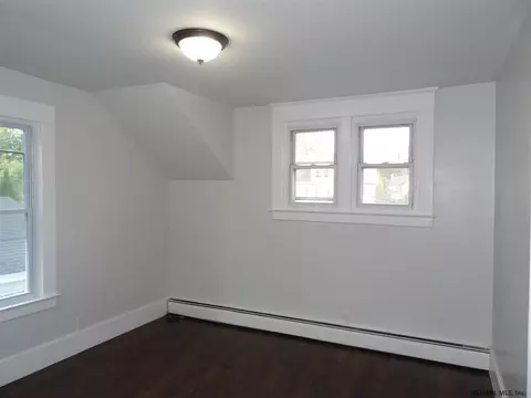 719 Decamp Ave, Schenectady, NY 12309 photo 35