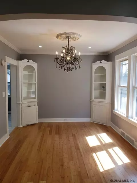 24 Wilson Ave, Schenectady, NY 12304 photo 7