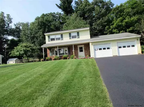 1907 Evva Dr, Schenectady, NY 12303 photo 6