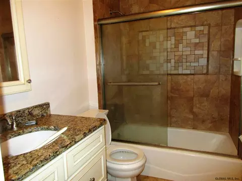 1907 Evva Dr, Schenectady, NY 12303 photo 23