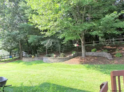 1907 Evva Dr, Schenectady, NY 12303 photo 33
