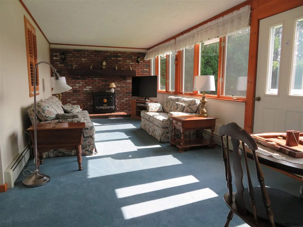 1085 Roberta Rd, Schenectady, NY 12303 photo 4