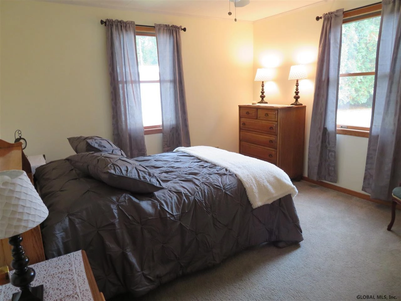 1085 Roberta Rd, Schenectady, NY 12303 photo 12