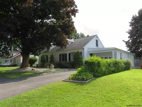 1085 Roberta Rd, Schenectady, NY 12303 photo 1