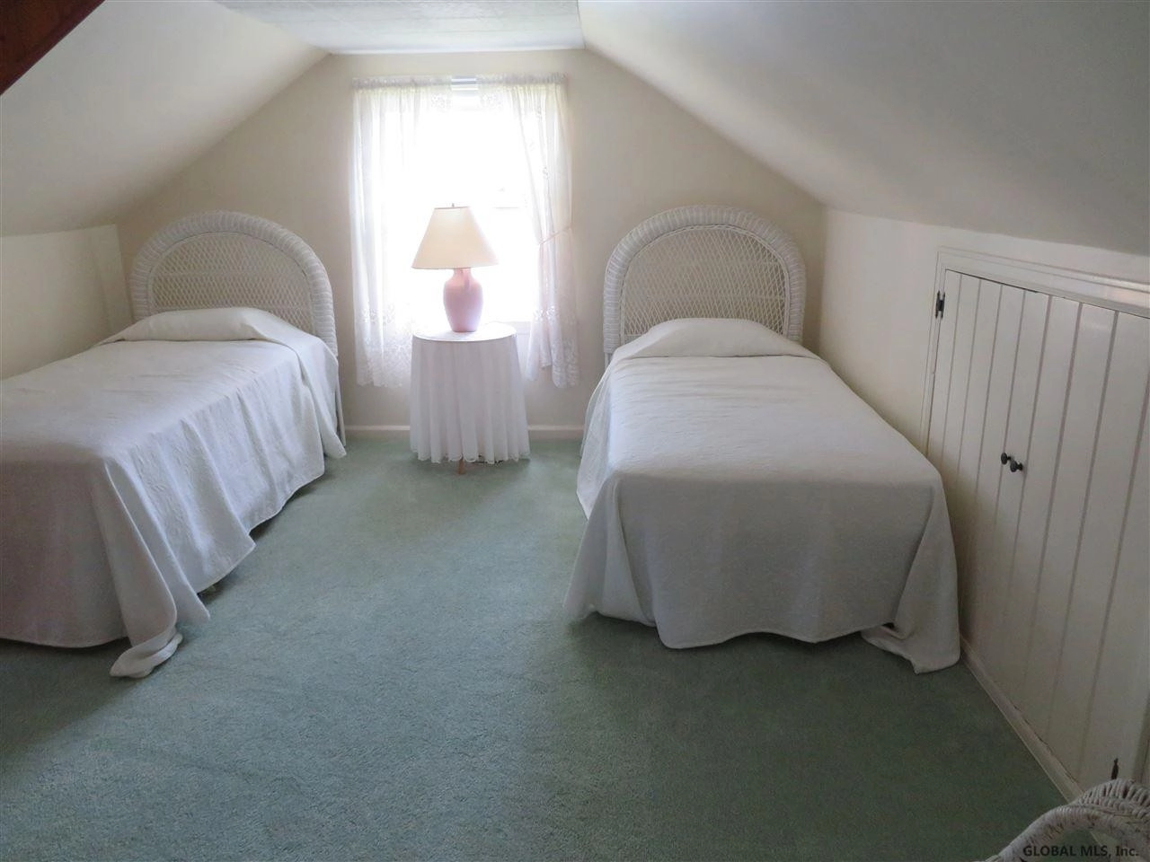 1085 Roberta Rd, Schenectady, NY 12303 photo 16