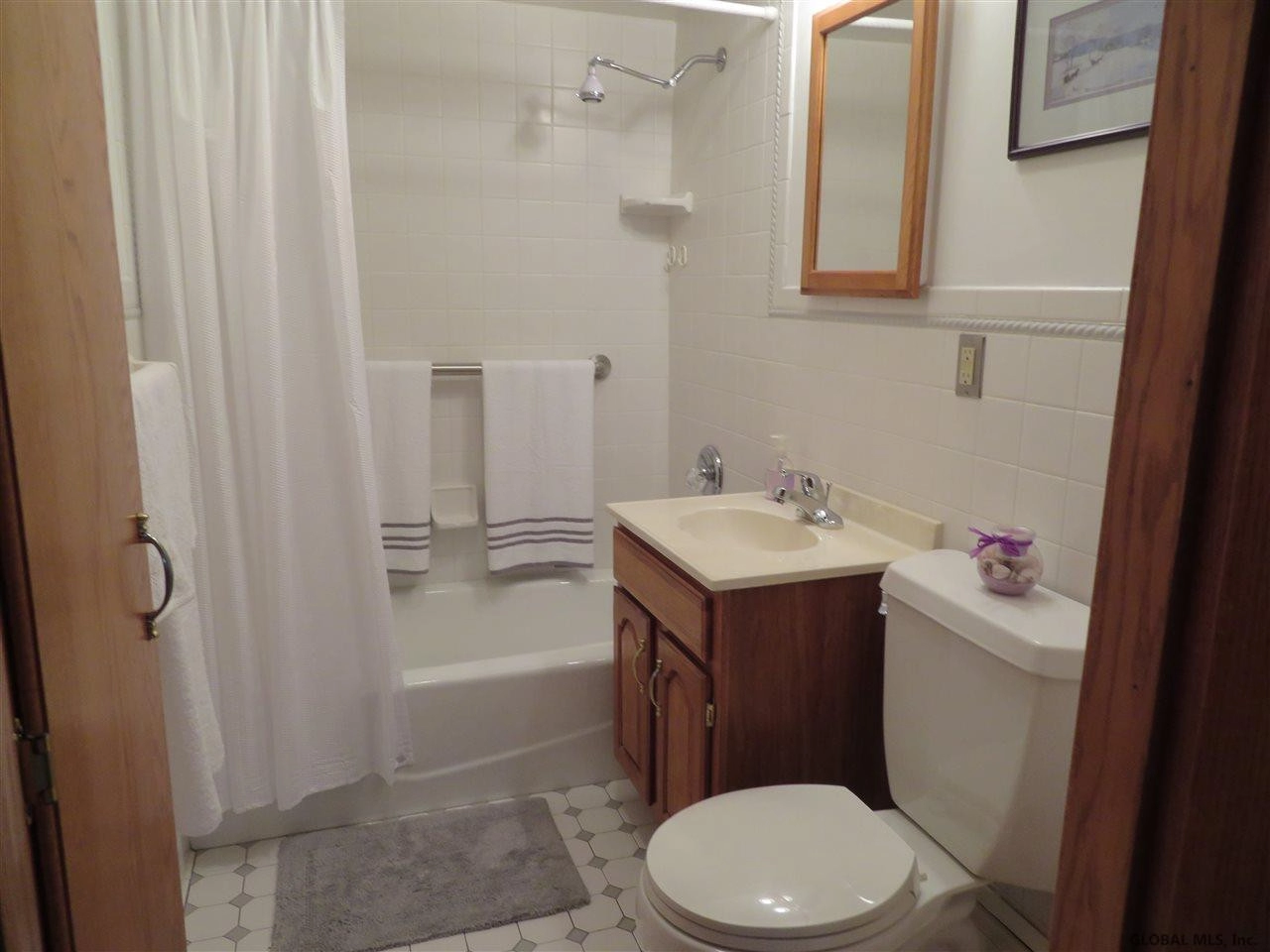 1085 Roberta Rd, Schenectady, NY 12303 photo 11