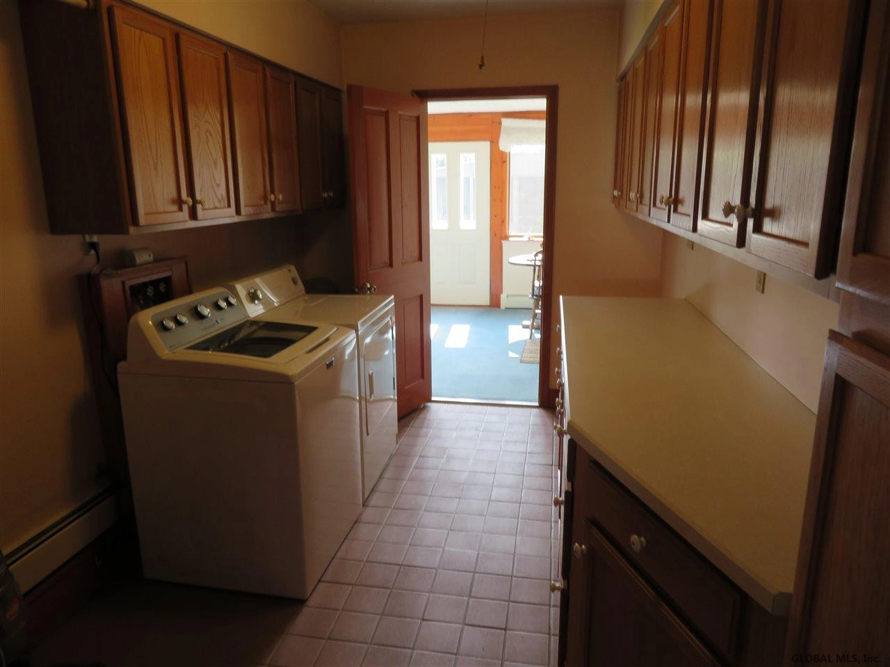 1085 Roberta Rd, Schenectady, NY 12303 photo 14