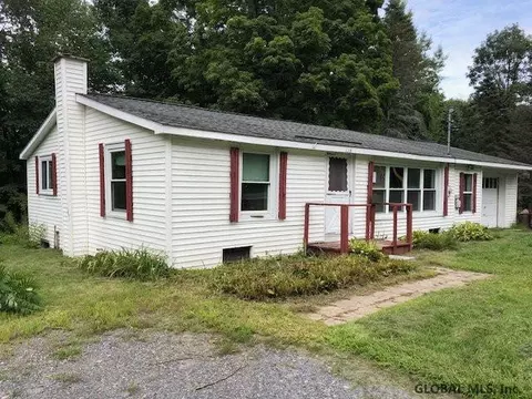 116 Old Post Rd, Malta, NY 12020 photo 1