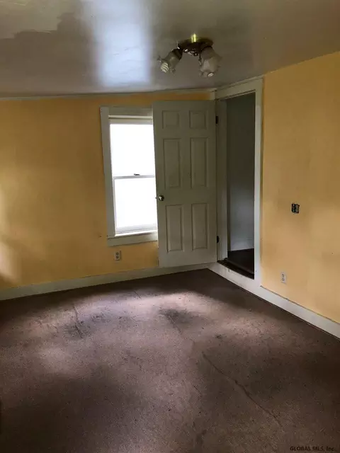1021 Eastern Ave, Schenectady, NY 12308 photo 7