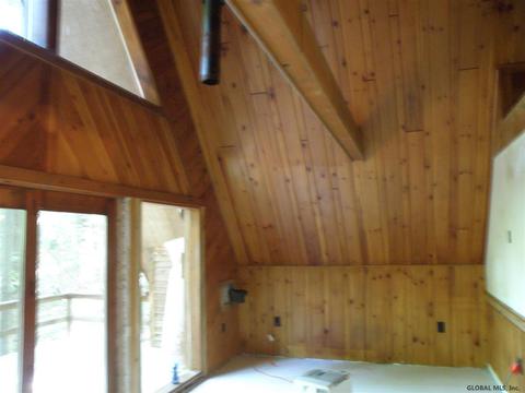 1 Skipper Ln, Corinth, NY 12822 photo 4