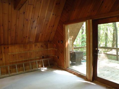 1 Skipper Ln, Corinth, NY 12822 photo 5