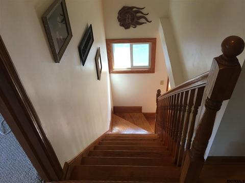 18 Gleason Rd, Schenectady, NY 12302 photo 9