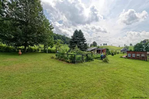 199 Delevan Rd, Eagle Bridge, NY 12057 photo 2
