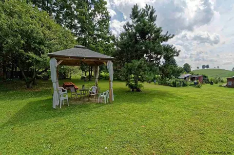 199 Delevan Rd, Eagle Bridge, NY 12057 photo 4
