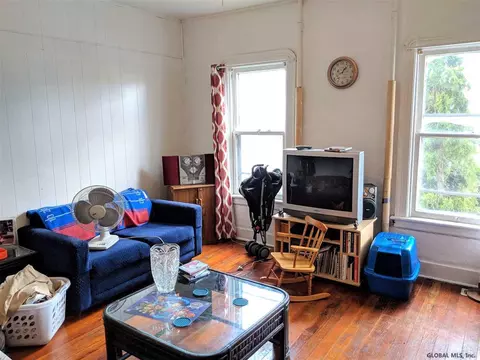 258 Cherry St, Schenectady, NY 12306 photo 6
