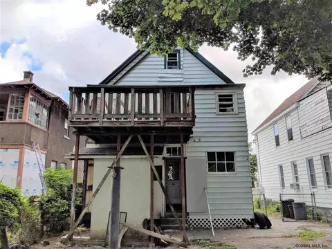 258 Cherry St, Schenectady, NY 12306 photo 9